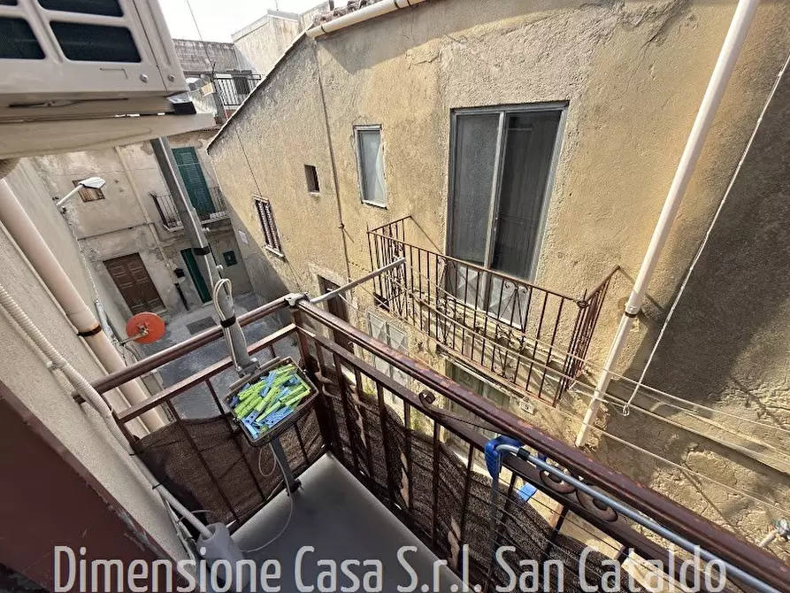 Immagine 10 di Casa indipendente in vendita  in Via Bellomo, 92 a San Cataldo