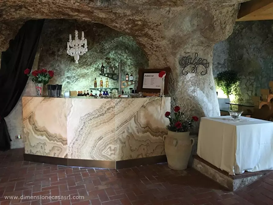 Immagine 7 di Locale commerciale in vendita  in Via Carlo Forlanini, 8 a San Cataldo