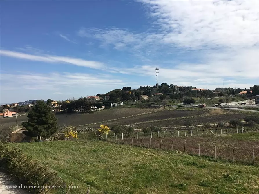 Immagine 4 di Appartamento in vendita  in SS122 a Caltanissetta