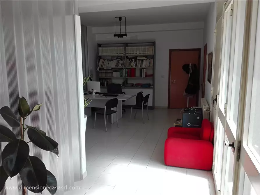 Immagine 3 di Magazzino in vendita  in Via Meli, 11/C a San Cataldo