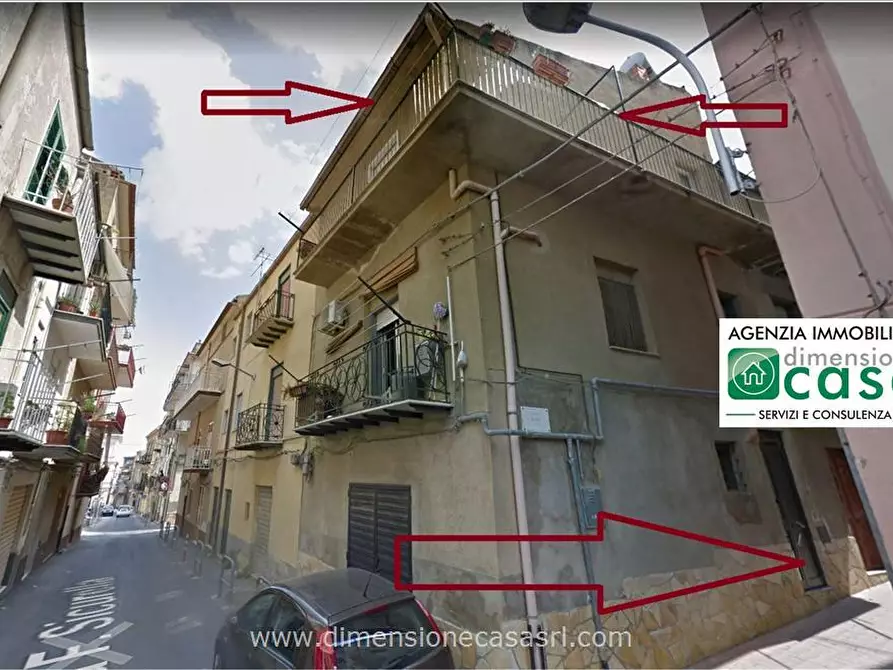 Immagine 2 di Casa indipendente in vendita  in Largo Salomone, 33 a San Cataldo