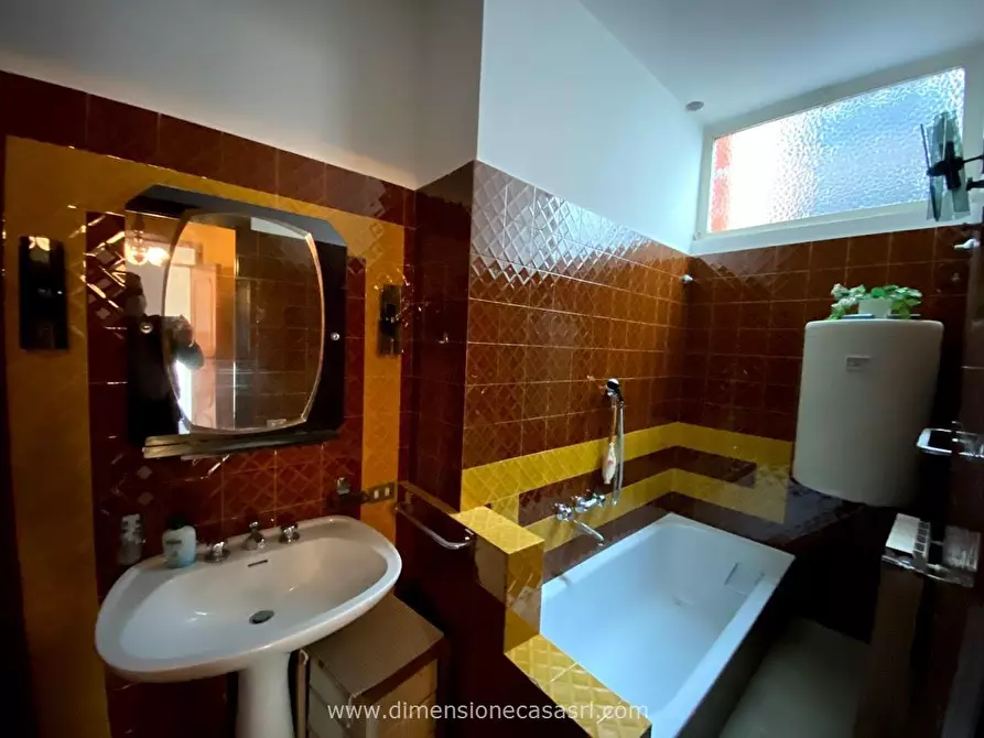 Immagine 10 di Casa indipendente in vendita  in Via Rosselli, 74 a San Cataldo