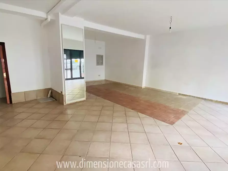 Immagine 4 di Locale commerciale in affitto  in Corso Vittorio Emanuele, 82 a San Cataldo