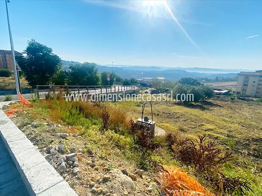 Immagine 2 di Terreno edificabile in vendita  in Via Padre Pio Da Pietrelcina a San Cataldo