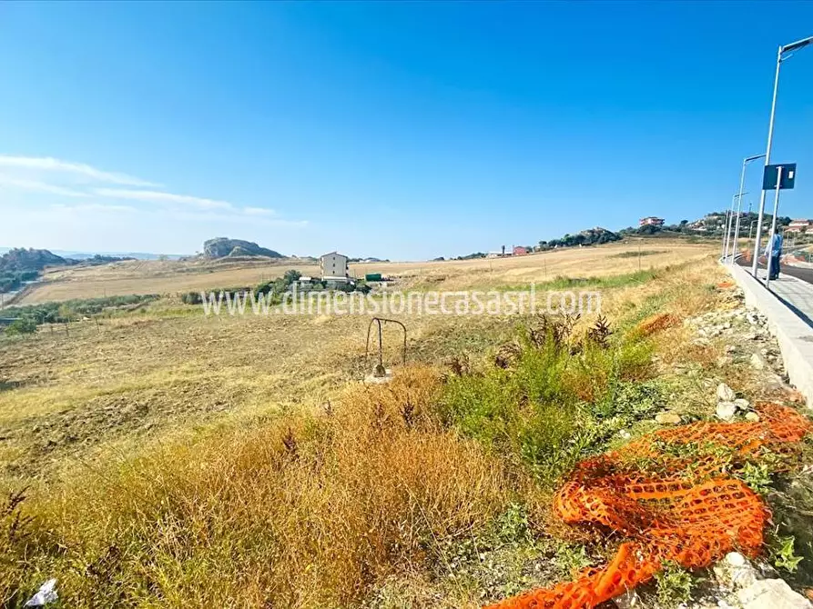 Immagine 3 di Terreno edificabile in vendita  in Via Padre Pio Da Pietrelcina a San Cataldo