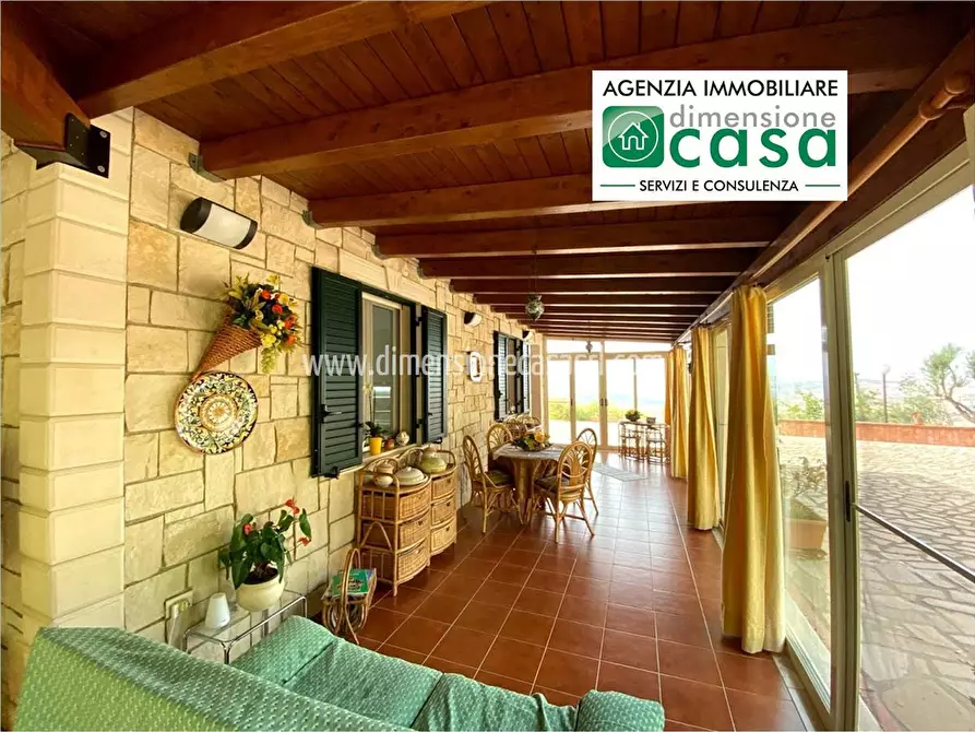 Immagine 1 di Villa in vendita  in Via Mulé, 43 a Caltanissetta