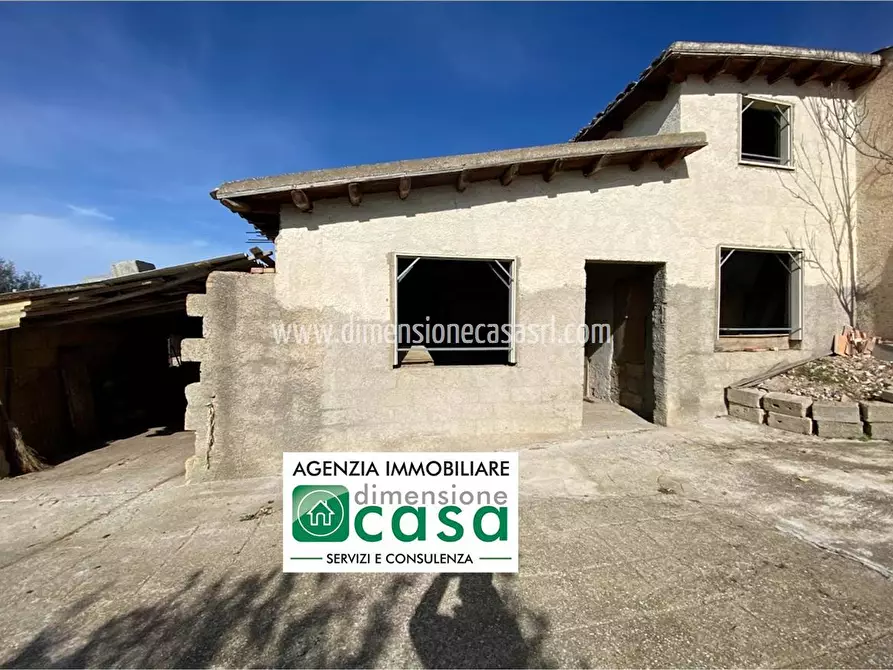 Immagine 1 di Villa in vendita  in Indirizzo non valido. a Caltanissetta