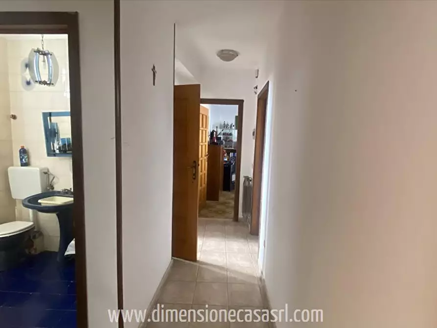 Immagine 4 di Appartamento in vendita  in Via Cesare Cantù, 9 a San Cataldo