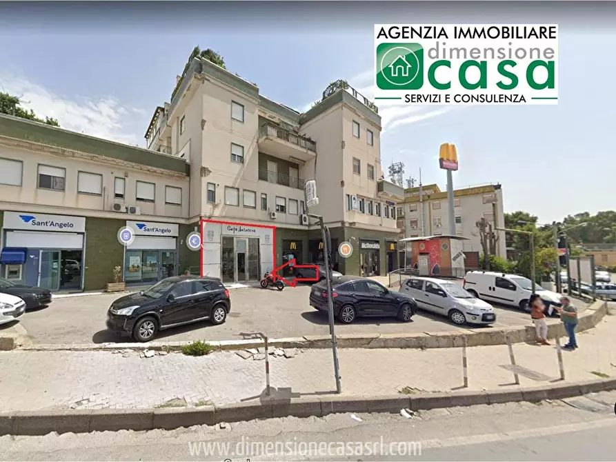 Immagine 6 di Locale commerciale in vendita  in Via Leone XIII, 101 a Caltanissetta