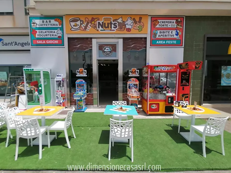 Immagine 2 di Locale commerciale in vendita  in Via Leone XIII, 101 a Caltanissetta