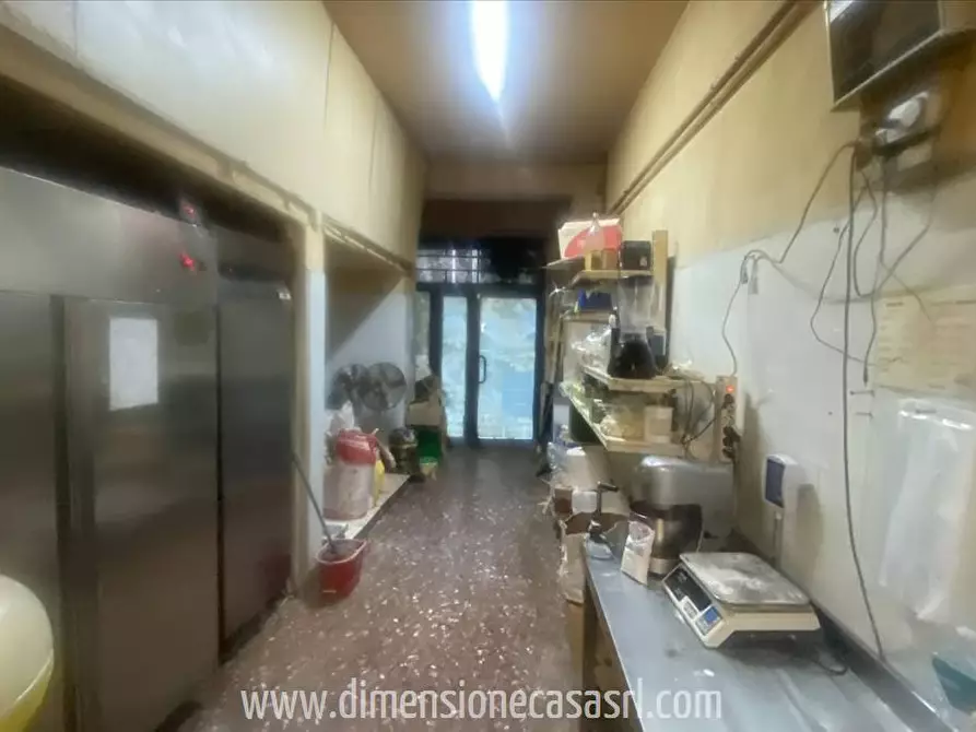 Immagine 4 di Locale commerciale in vendita  in Via Niscemi, 245 a Caltanissetta