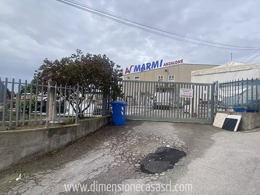 Immagine 3 di Capannone industriale in vendita  in SP6, 34 a San Cataldo