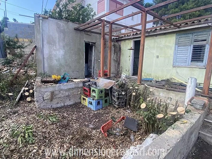 Immagine 7 di Villa in vendita  in Via Gaetano Donizetti, 5 a San Cataldo