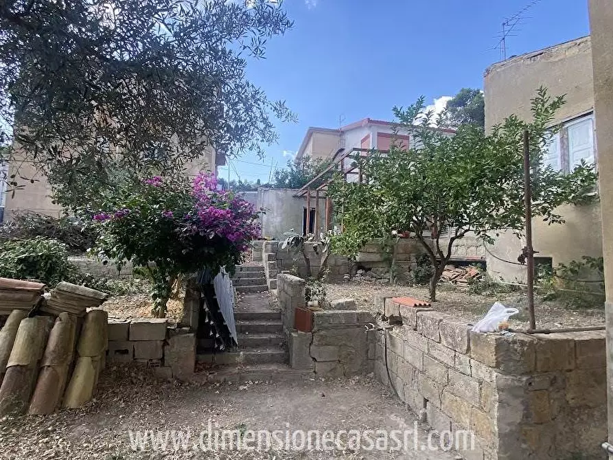 Immagine 6 di Villa in vendita  in Via Gaetano Donizetti, 5 a San Cataldo