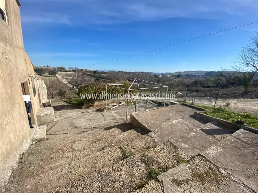 Immagine 4 di Rustico / casale in vendita  in Contrada Vassallaggi a San Cataldo