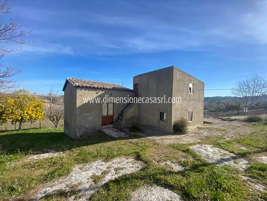 Immagine 8 di Rustico / casale in vendita  in Contrada Vassallaggi a San Cataldo