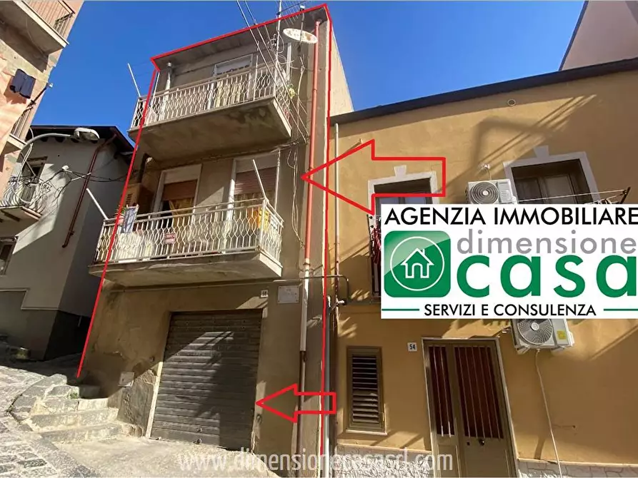 Immagine 1 di Casa indipendente in vendita  in Via F. Sicurella, 54 a San Cataldo