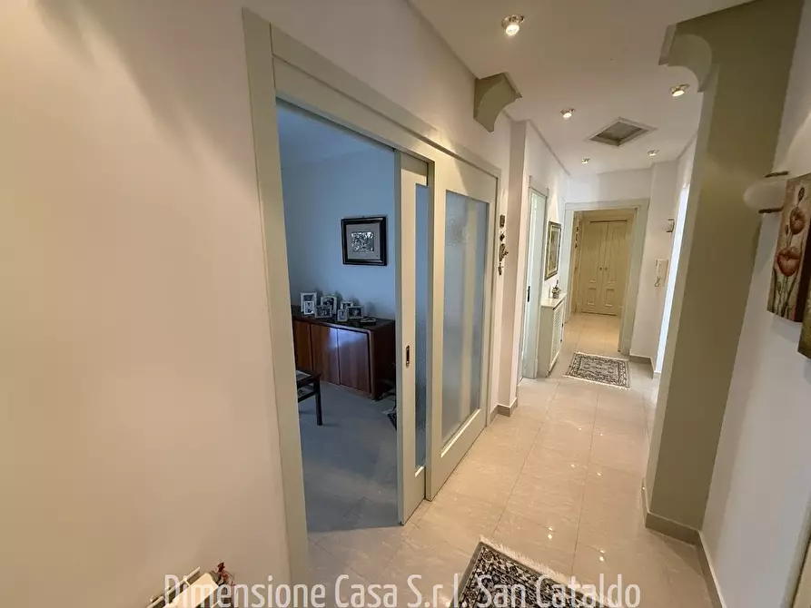 Immagine 5 di Appartamento in vendita  in Via Generale Carlo Alberto dalla Chiesa, 25 a San Cataldo