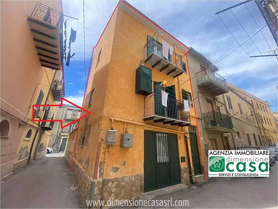 Immagine 1 di Casa indipendente in vendita  in Via Amico 41-13 a San Cataldo