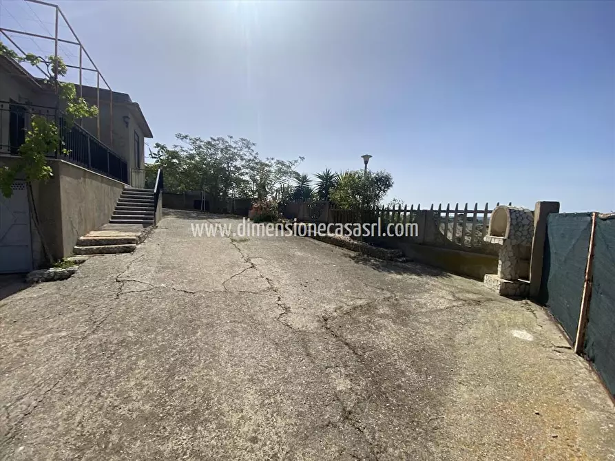 Immagine 6 di Villa in vendita  in Contrada La Pietra SNC a Caltanissetta