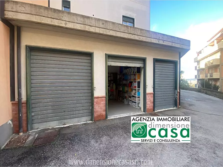 Immagine 1 di Garage in vendita  in Viale della Rinascita 4/B a San Cataldo