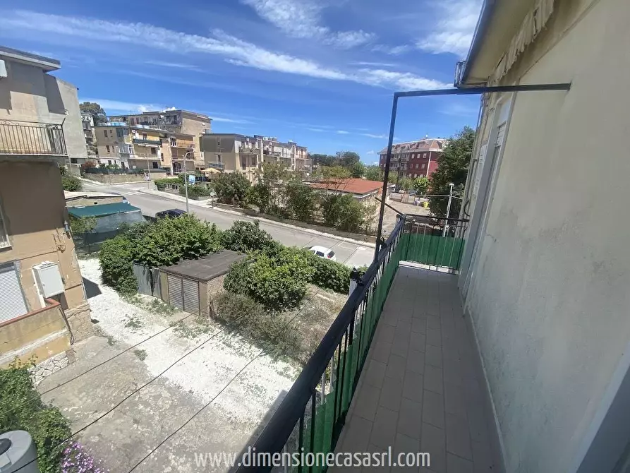 Immagine 10 di Appartamento in vendita  in Via S. Leonardo, 15 a San Cataldo