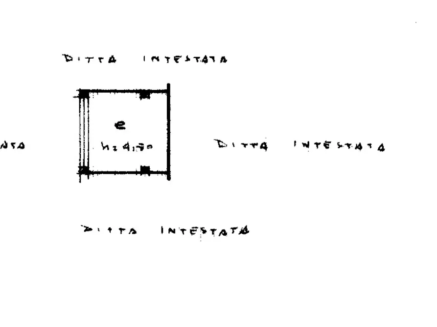 Immagine 6 di Garage in vendita  in P.za Giorgio La Pira, 12 a San Cataldo
