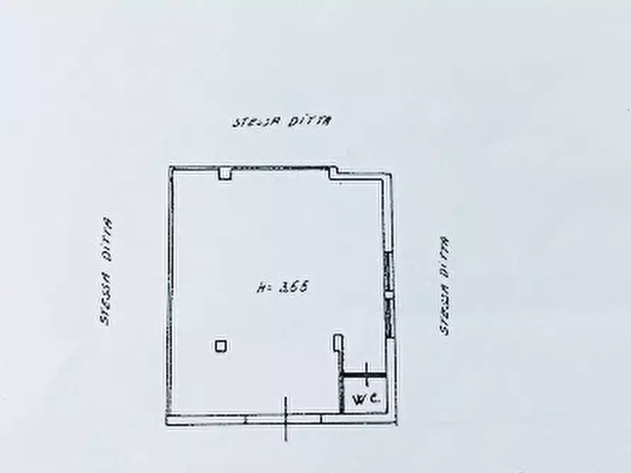 Immagine 8 di Locale commerciale in vendita  in Via degli Orti, 72 a Caltanissetta