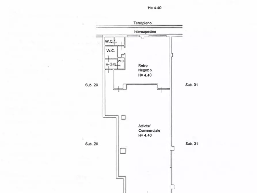 Immagine 11 di Locale commerciale in vendita  in Via Leone XIII, 101 a Caltanissetta