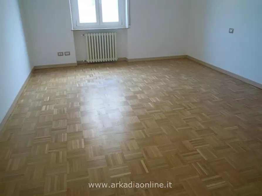 Immagine 1 di Appartamento in vendita  in Via Umberto Locati a Piacenza