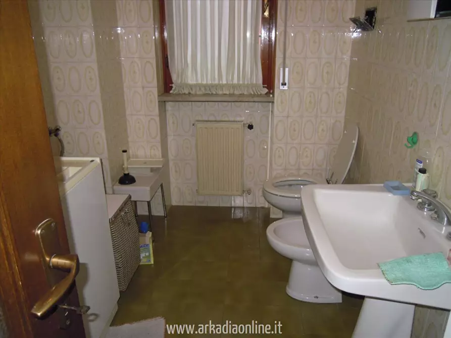 Immagine 7 di Appartamento in vendita  in Via Martiri della Resistenza a Piacenza