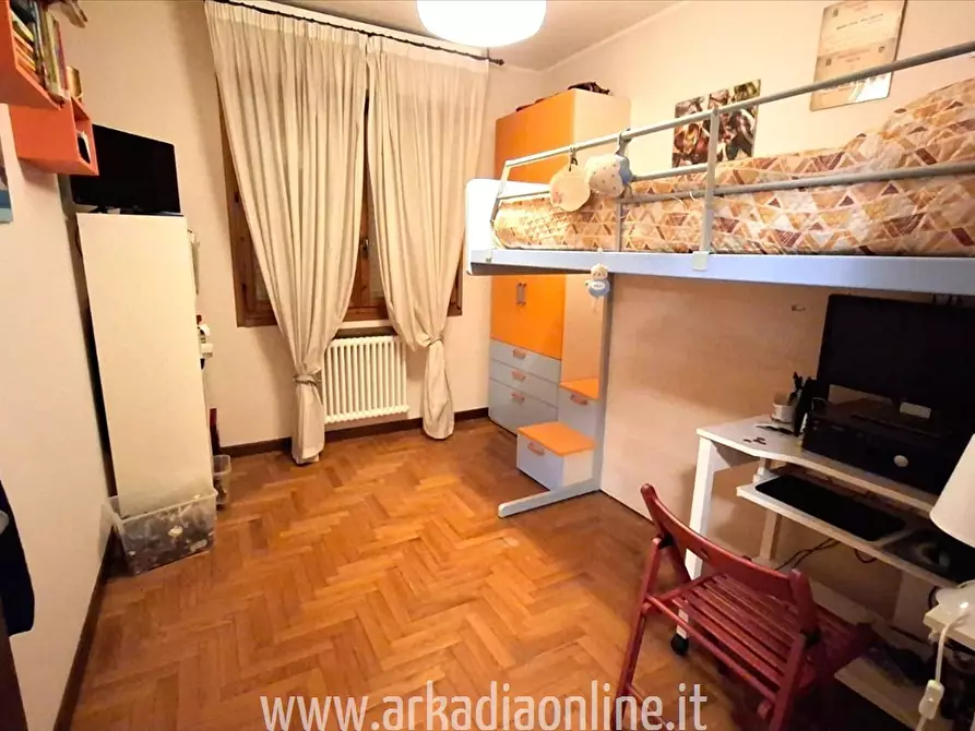 Immagine 10 di Villetta a schiera in vendita  a Piacenza