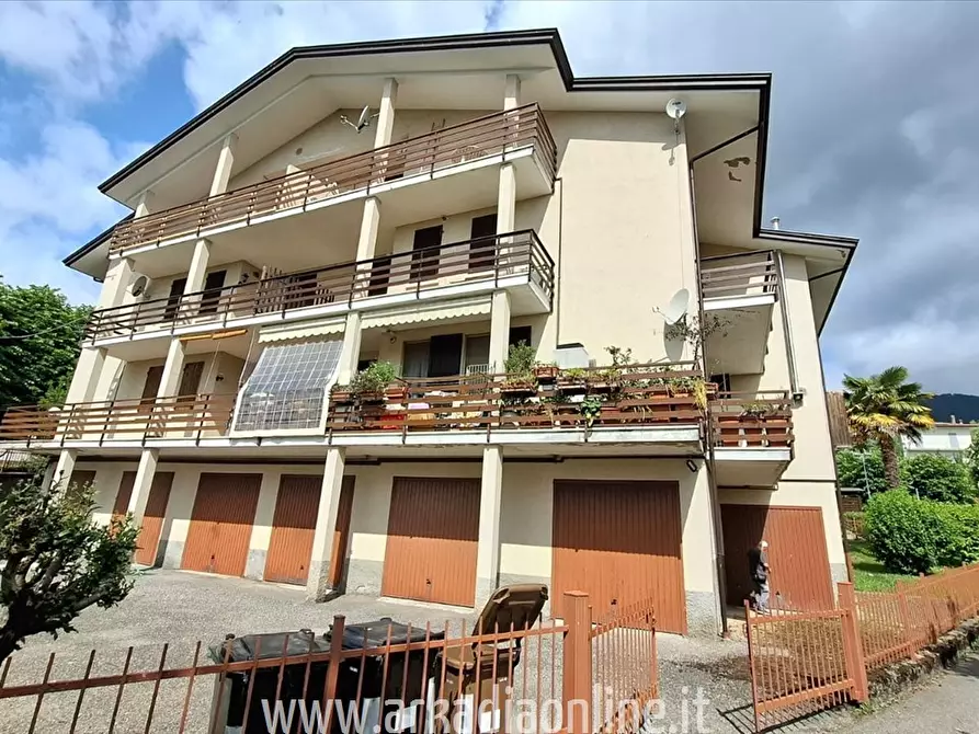 Immagine 2 di Appartamento in vendita  a Bobbio