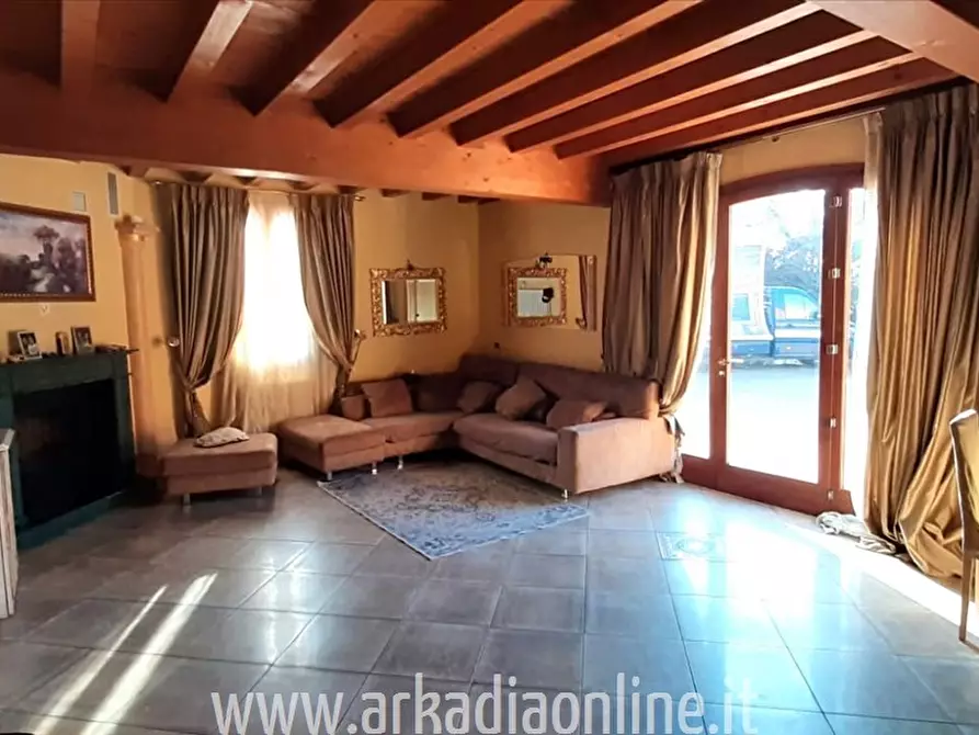 Immagine 8 di Casa bifamiliare in vendita  a Fiorenzuola D'arda
