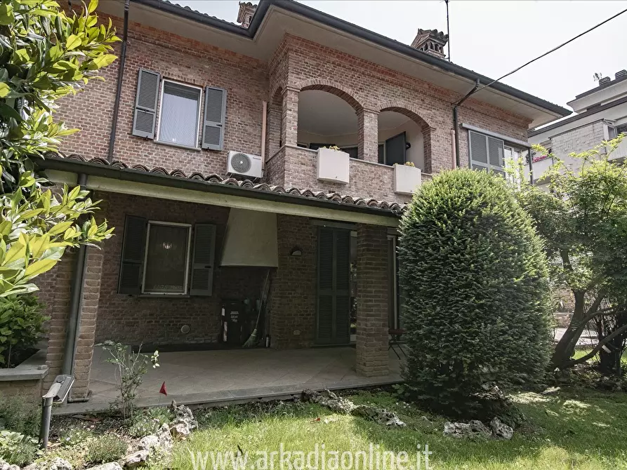 Immagine 1 di Casa indipendente in vendita  in Via Duca degli Abruzzi, 5 a Piacenza