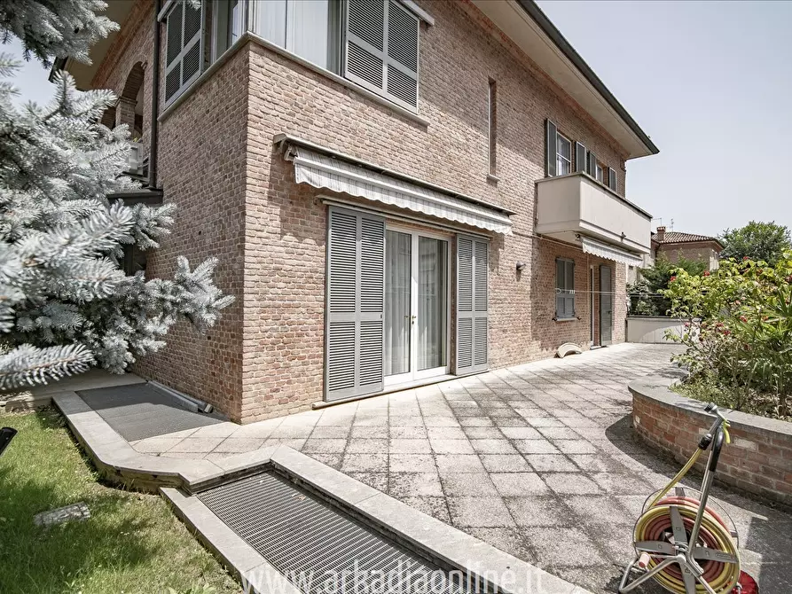 Immagine 2 di Casa indipendente in vendita  in Via Duca degli Abruzzi, 5 a Piacenza