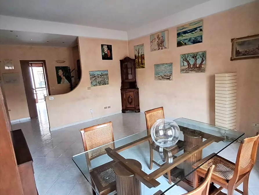 Immagine 2 di Appartamento in vendita  a Piacenza