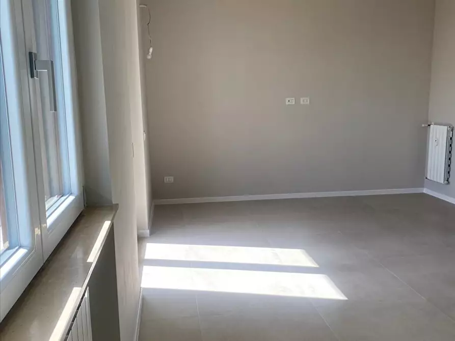 Immagine 3 di Appartamento in vendita  a Piacenza