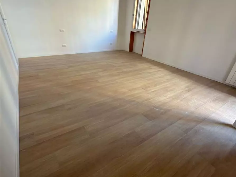 Immagine 2 di Appartamento in vendita  a Piacenza