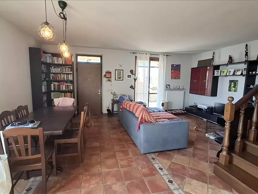 Immagine 3 di Villa in vendita  a San Giorgio Piacentino