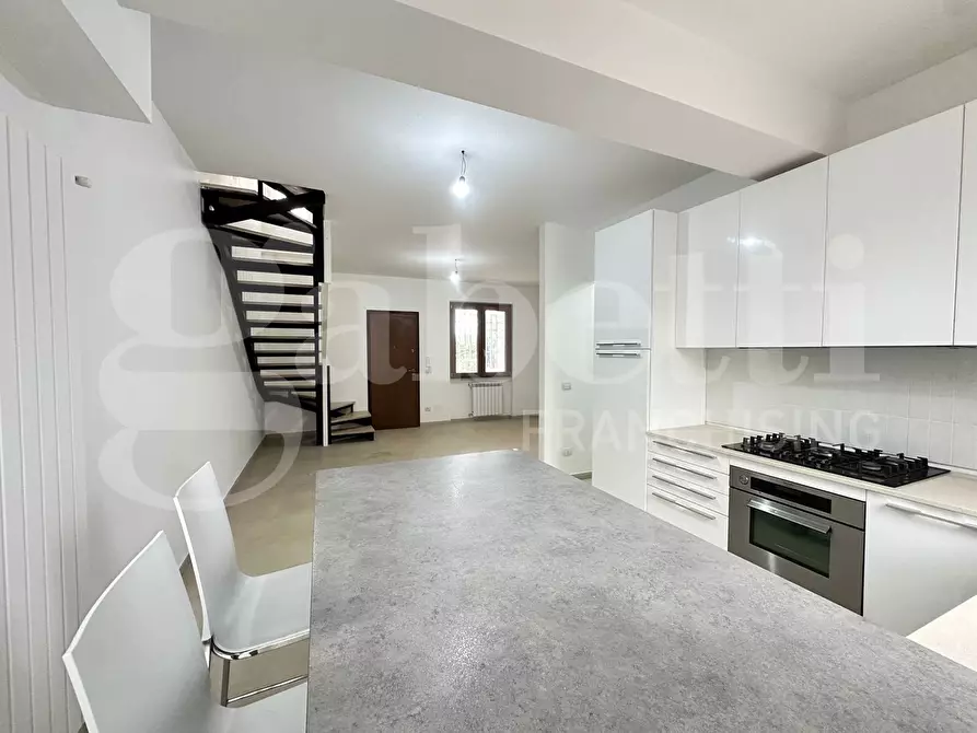 Immagine 10 di Villa in vendita  in Viale piave, 76 a Ardea