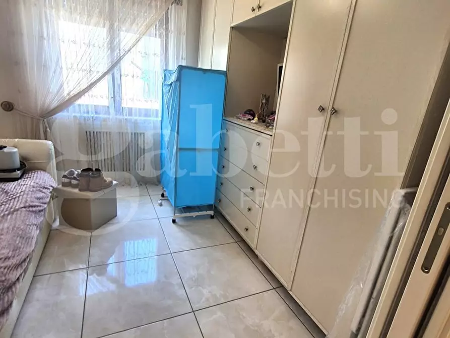 Immagine 9 di Appartamento in vendita  in Vico II s.m. avvocata a Napoli