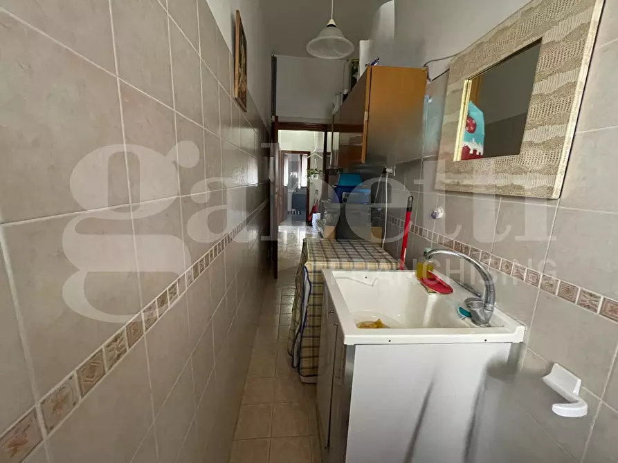 Immagine 13 di Appartamento in vendita  in Via Mameli, 18 a Gaeta
