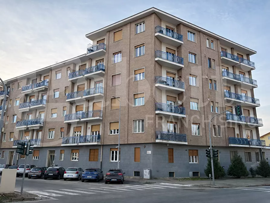 Immagine 3 di Appartamento in vendita  in Strada Genova, 64bis a Moncalieri