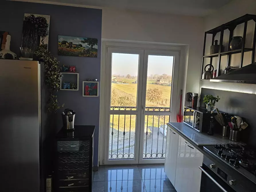 Immagine 6 di Appartamento in vendita  in Via UNGARETTI, 2 a Inverno E Monteleone