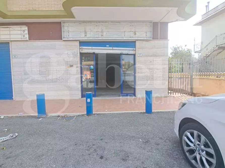 Immagine 2 di Attività commerciale in vendita  in Via delle murene, 17 a Ardea