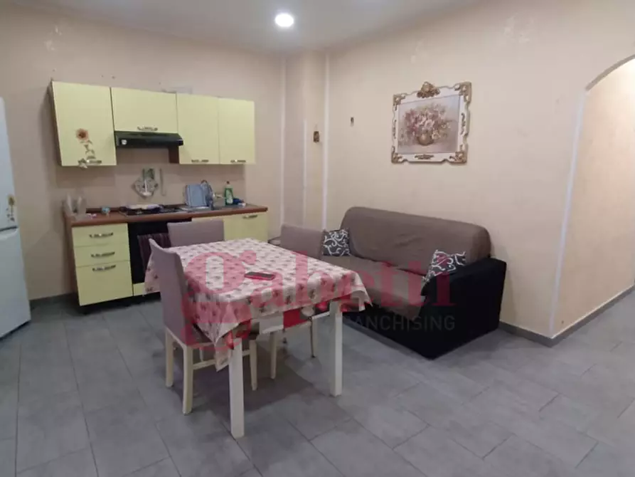 Immagine 1 di Appartamento in vendita  in Via Pietro Castelli a Palermo