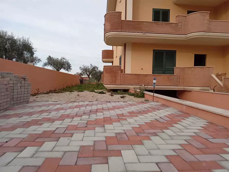 Immagine 8 di Villetta a schiera in vendita  in Via della Madonna, 0 a Campli