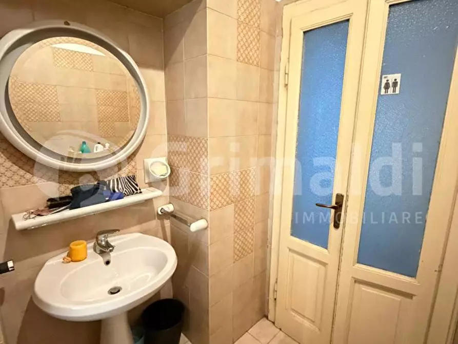 Immagine 33 di Appartamento in vendita  in Piazza PETRARCA, 28 a Pavia