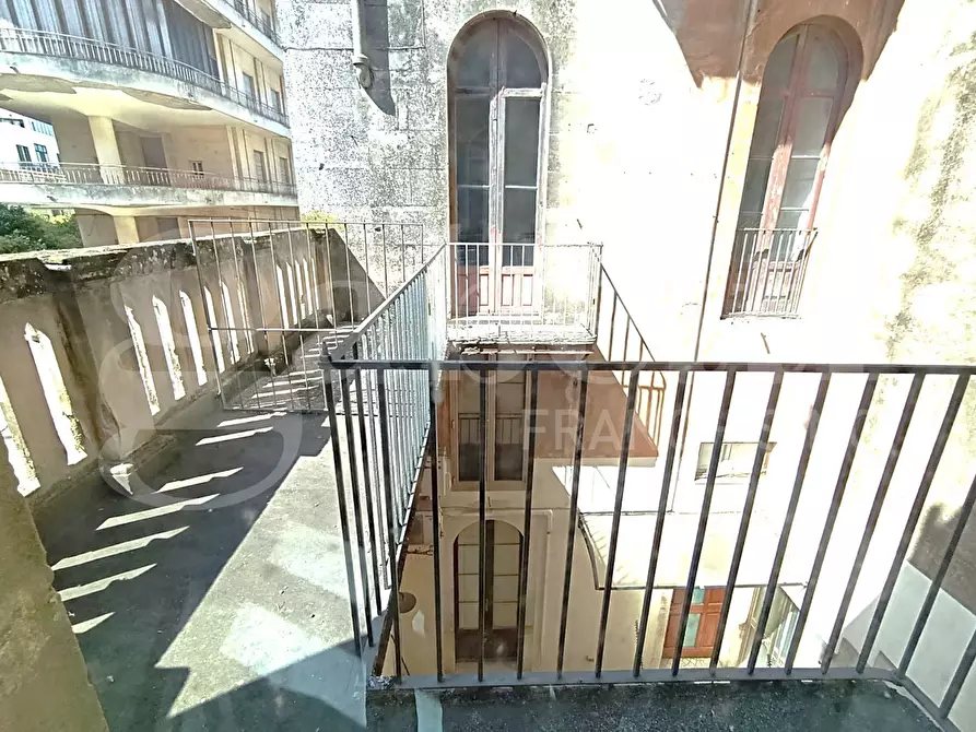 Immagine 19 di Appartamento in vendita  in Via DANTE ALIGHIERI, 97 a Ragusa